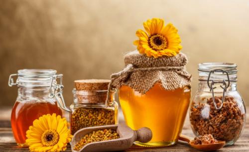 Мед, польза для женщин. Мёд для здоровья женщин: польза и вред, применение в косметологии и гинекологии