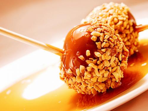 Дольки яблок в карамели рецепт. Карамелизированные яблоки на сковороде для блинов и пирогов 06 Дольки яблок в карамели рецепт. Карамелизированные яблоки на сковороде для блинов и пирогов 06