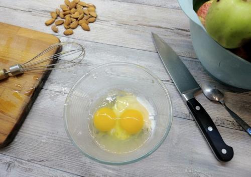 Как карамелизировать яблоки для пирога. Яблоки в карамели - но теперь в виде пирога