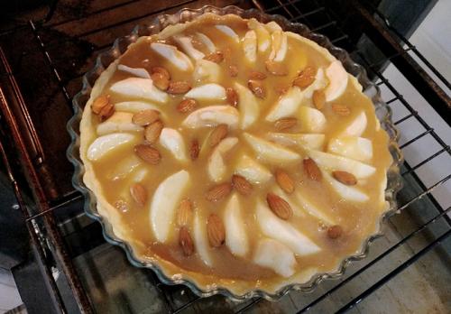 Как карамелизировать яблоки для пирога. Яблоки в карамели - но теперь в виде пирога