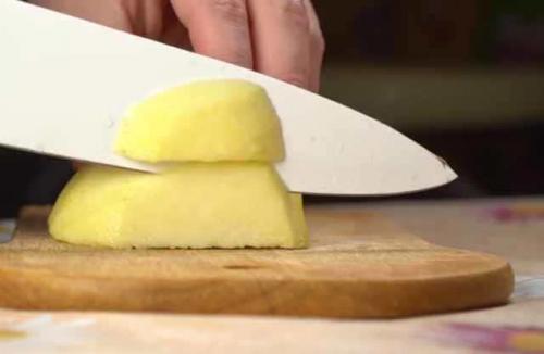 Карамелизированные яблоки для блинчиков. Блины с яблоками и корицей в карамели