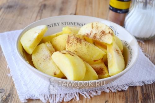 Как приготовить яблоки в карамели дома. Яблоки в карамели 22