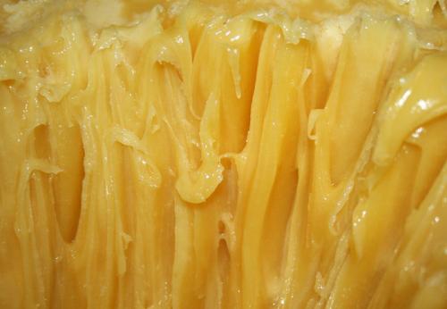 Как процесс кристаллизации влияет на внешний вид горного мёда. Про кристаллизацию мёда