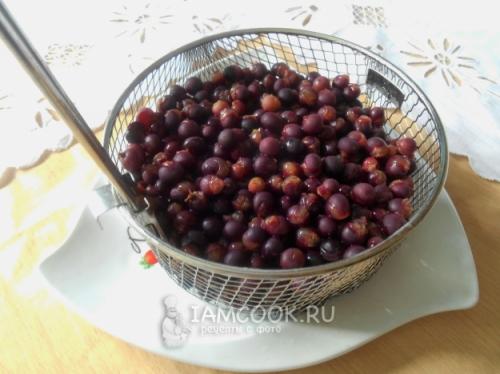 Вкусные и полезные заготовки из винограда Изабелла на зиму 01