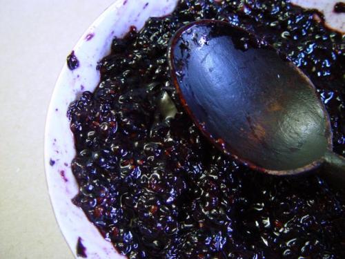 Как приготовить соус с виноградом и орехами. Соус из незрелого винограда и ежевики с грецкими орехами