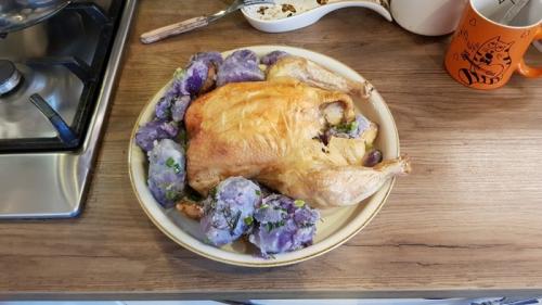 Дешевле ли выращивать фиолетовую картошку, чем покупать. Лиловый картофель сорта Сирень. Вкусный