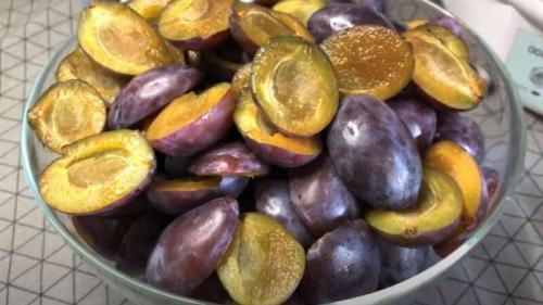 Как сушить чернослив разными способами в домашних.. Чернослив вяленый. Как сушить сливу в домашних условиях