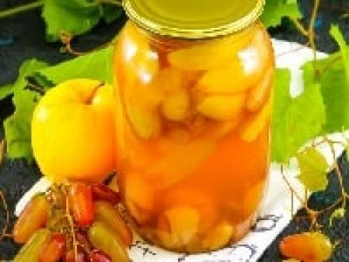 Компот из зеленого винограда и яблок на зиму. Компот из винограда и яблок на зиму — простые рецепты на 3 литровую банку