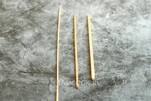 Яблоки в карамели на палочке 10