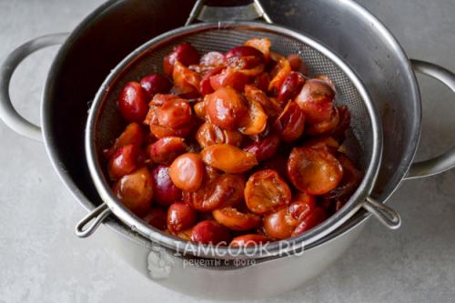 Просто и быстро: рецепт сушки слив в электросушилке 09