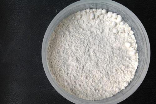 Раскислитель почвы известь. Чем раскислить почву на огороде