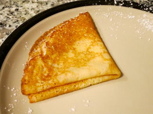 Как правильно подавать французские крепы с карамелизованными яблоками. Французские крепы, и с чем их едят