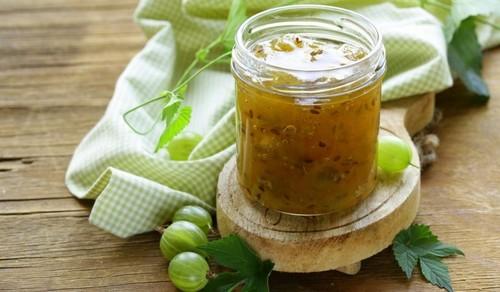 Что нужно делать с крыжовником, если он не был снят с урожая. 5 идей, что делать с избытком урожая крыжовника