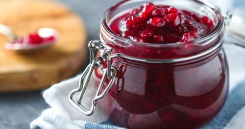 Как приготовить пареную бруснику на зиму. Пареная брусника