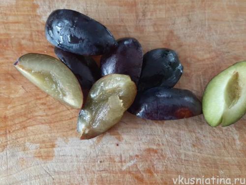 Вяленый чернослив рецепт. Вяленая слива с чесноком и прованскими травами в масле