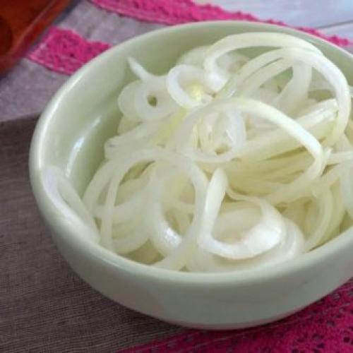 Белый лук в сравнении с обычным. Сорта белого лука и его выращивание 01 Белый лук в сравнении с обычным. Сорта белого лука и его выращивание 01